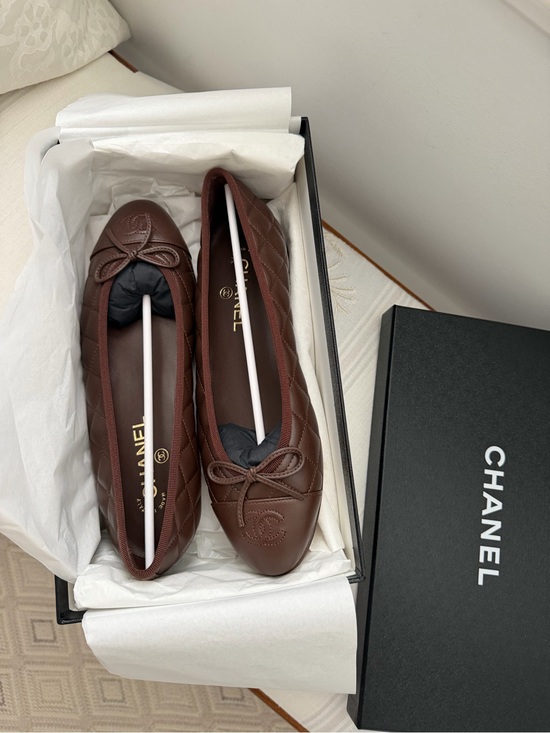 CHANEL Shoes - CHANEL ‘26 Brown Quilted Leather Ballet Flats size 39 NWT never worn!
